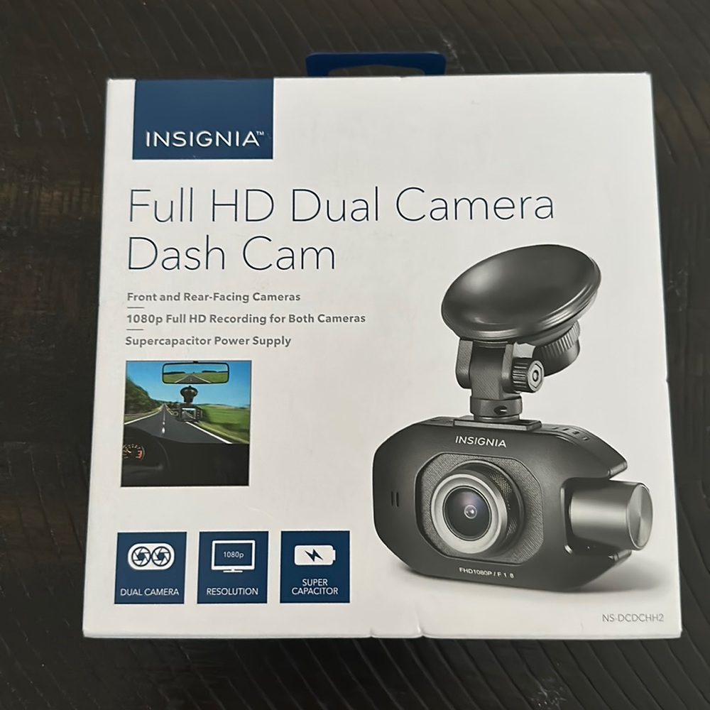 **New** INSIGNIA Full HD Dual Camera Dash Cam!